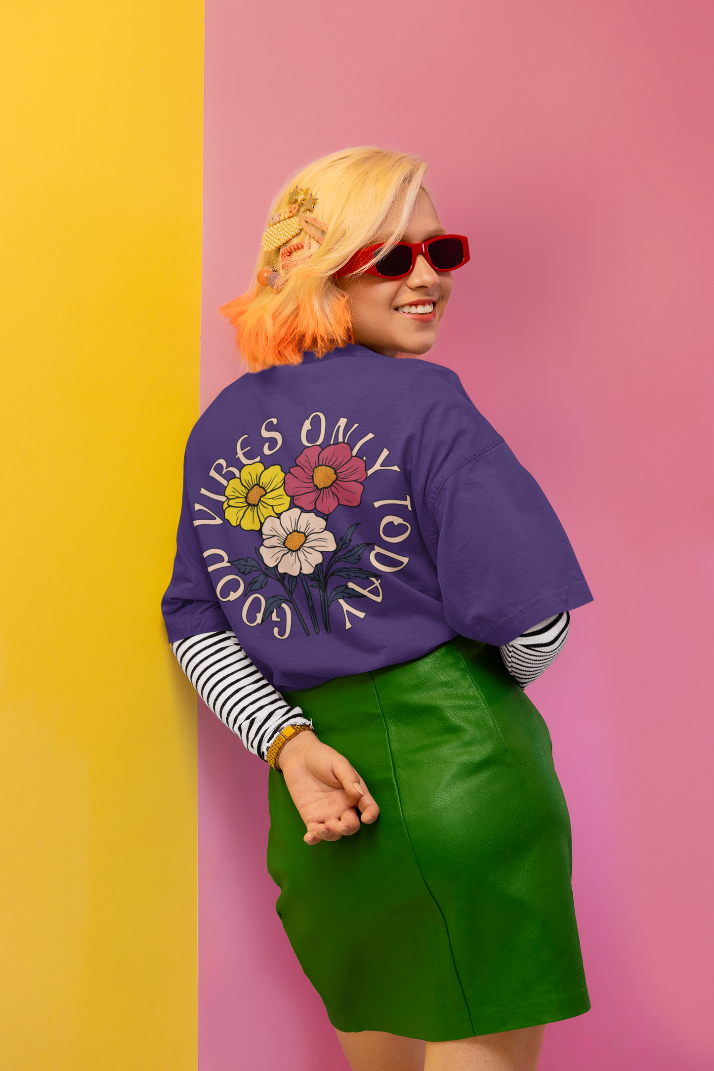 Good Vibes Only Floral Graphic Unisex Oversized T-Shirt